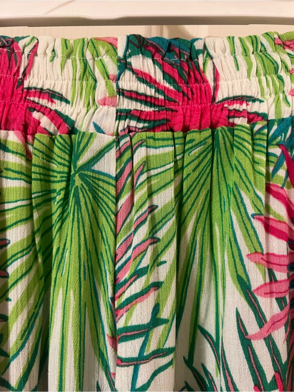 NWOT 🛍️3 for 25 🛍️ Rose & Olive Tropical Pants Pink, Teal & Lime Size Small - Picture 8 of 10